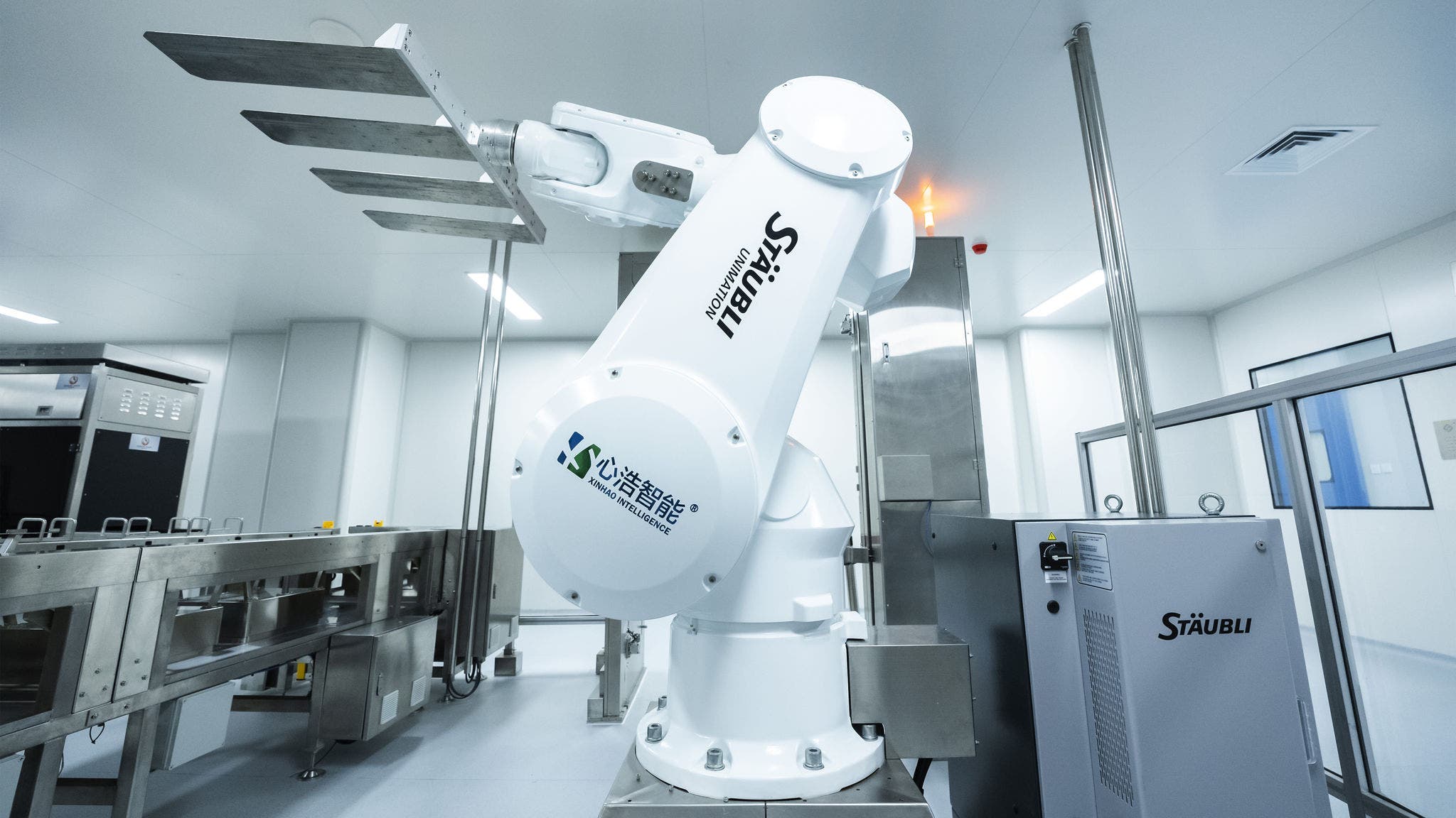 stäubli robots produces vaccines at wuhan